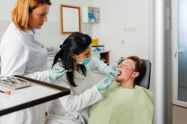 Best Emergency Dental Care for Broken or Chipped Teeth in North Westport, MA